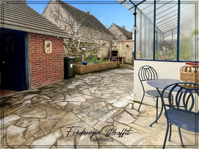 Maison - 121 m² - 5 pièces