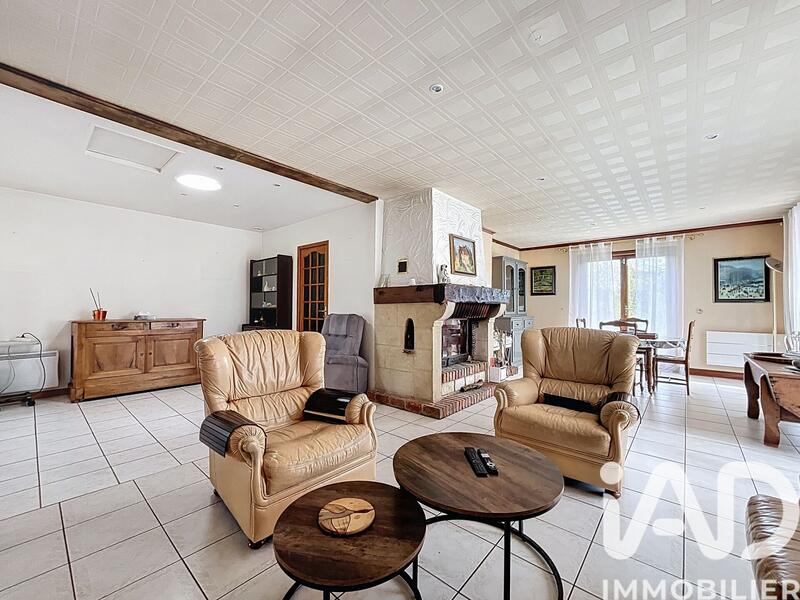 Maison - 140 m² - 5 pièces