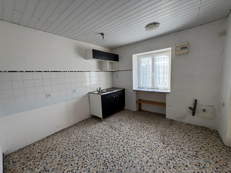 Maison - 80 m² - 6 pièces