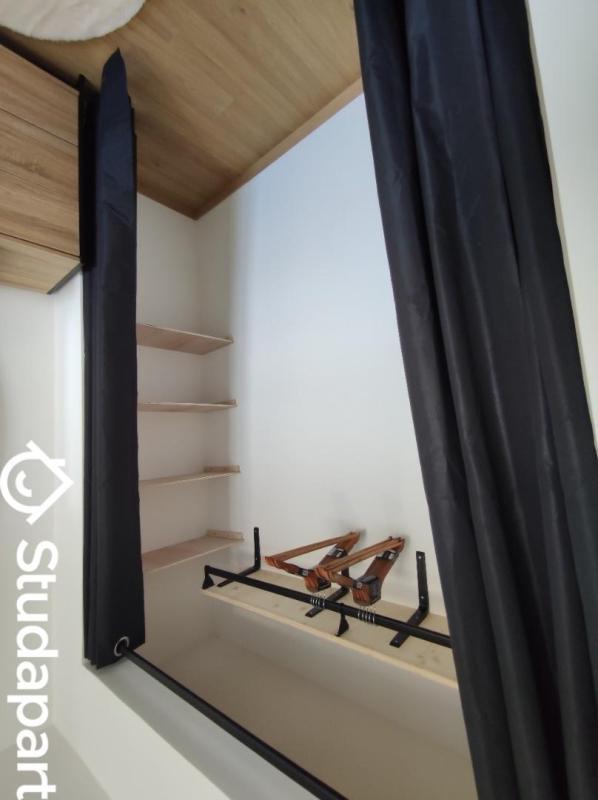 Chambre - 10 m² - 1 pièce