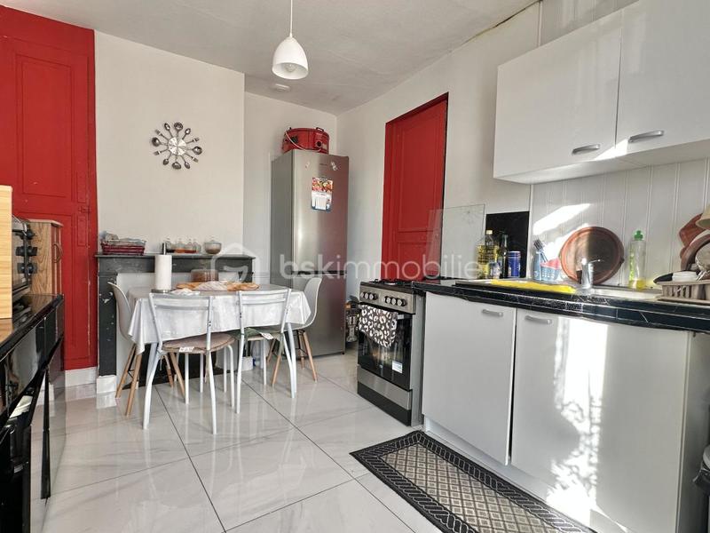 Immeuble - 165 m² - 8 pièces