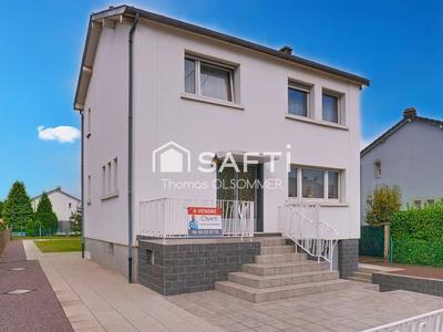 Maison - 102 m² - 5 pièces