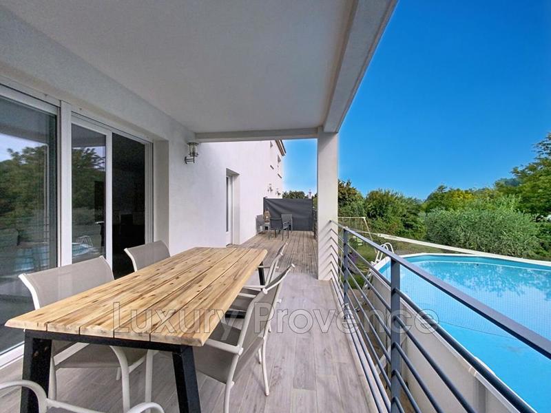 Appartement - 76 m² - 3 pièces