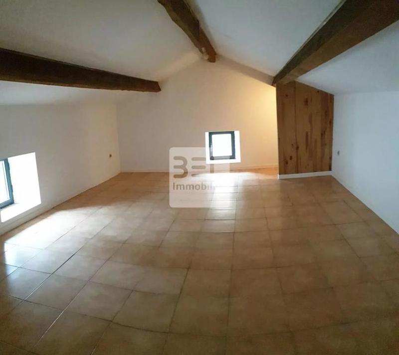 Maison de village - 210 m² - 7 pièces