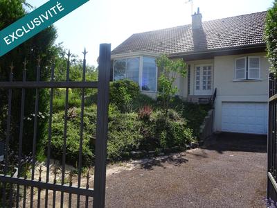 Maison - 140 m² - 8 pièces