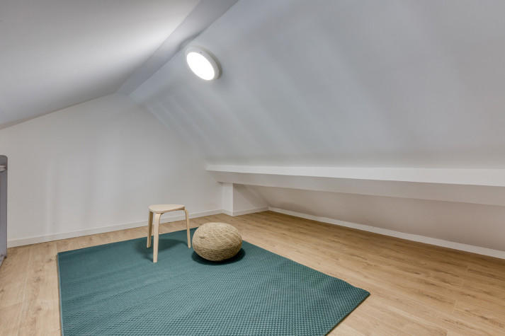 Appartement - 100 m² - 5 pièces