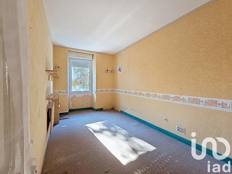 Maison - 207 m² - 7 pièces