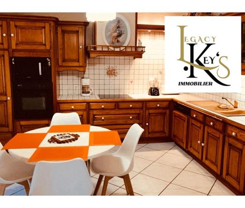 Maison traditionnelle - 166 m² - 5 pièces