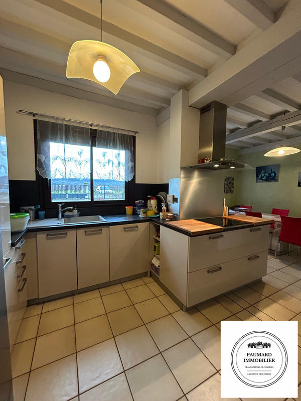 Maison - 191 m² - 8 pièces