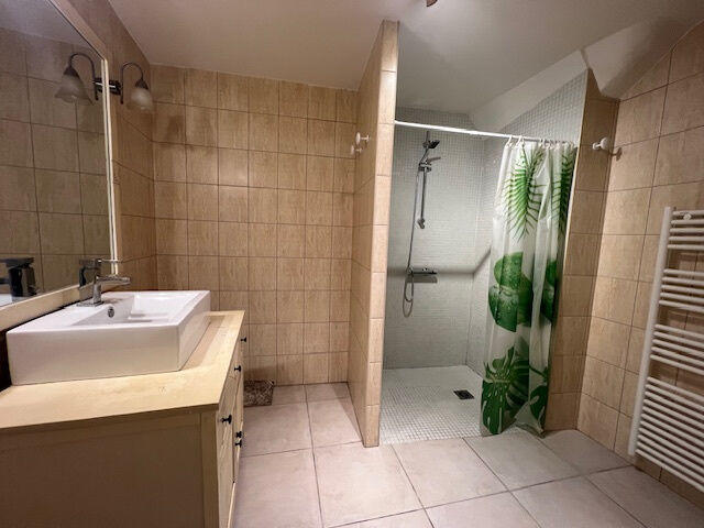 Appartement - 76 m² - 3 pièces