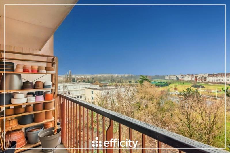 Appartement - 98 m² - 5 pièces