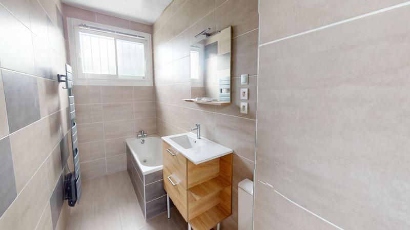 Maison - 141 m² - 7 pièces