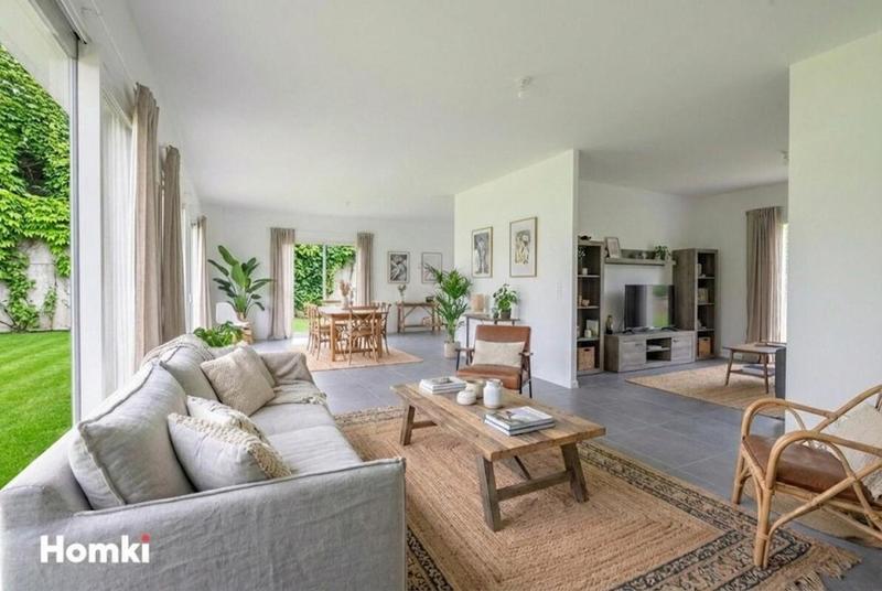 Maison - 183 m² - 6 pièces