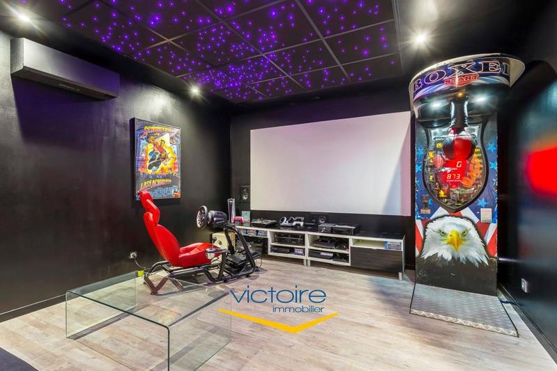 Maison - 183 m² - 5 pièces