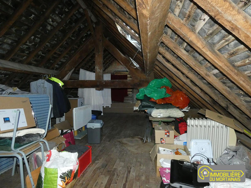 Maison - 104 m² - 5 pièces