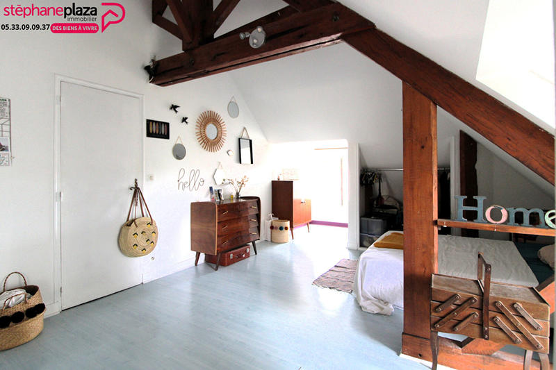 Maison - 179 m² - 8 pièces