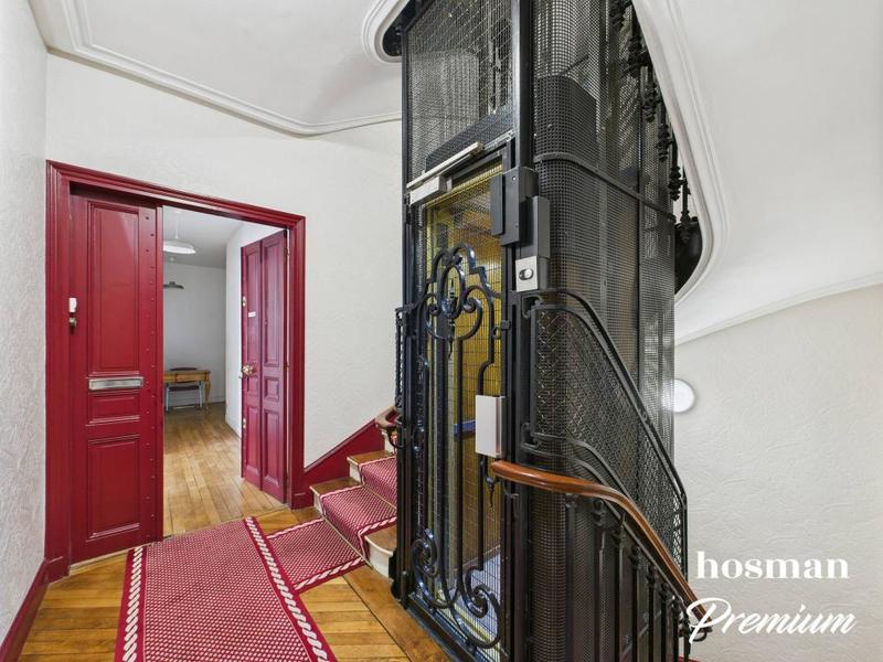 Appartement - 99 m² - 4 pièces