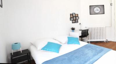 Chambre - 12 m² - 7 pièces