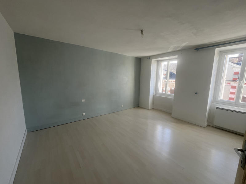 Maison - 96 m² - 4 pièces