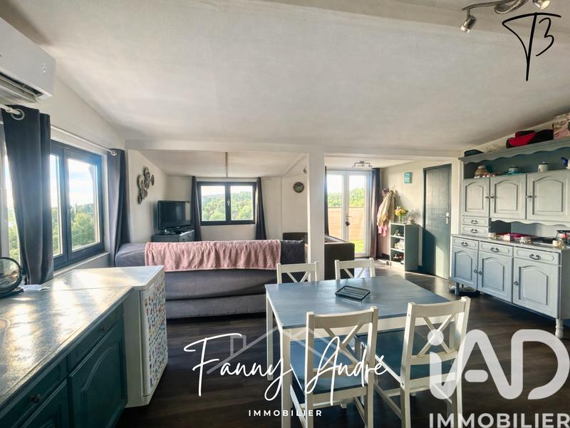 Maison - 92 m² - 5 pièces