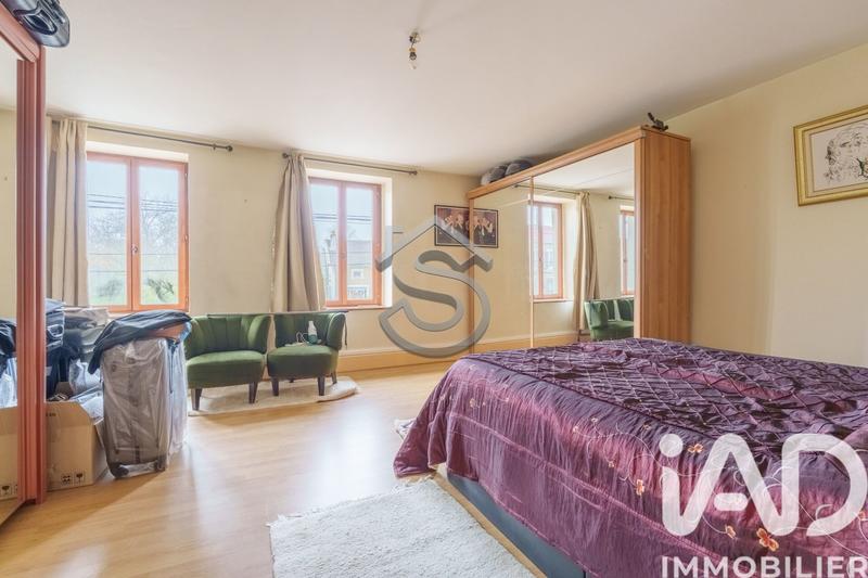 Maison - 276 m² - 7 pièces