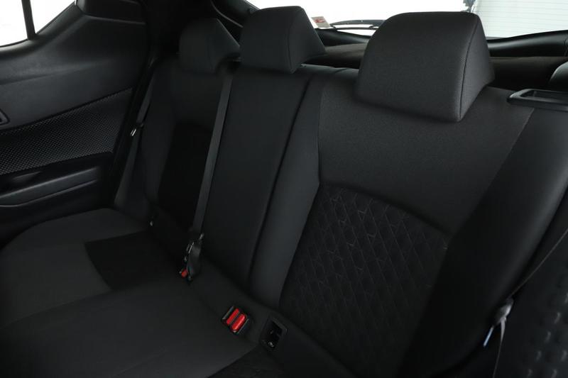 Toyota c-Hr 1.8 Hybride Edition 122 ch