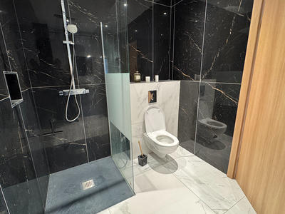 Appartement - 122 m² - 5 pièces