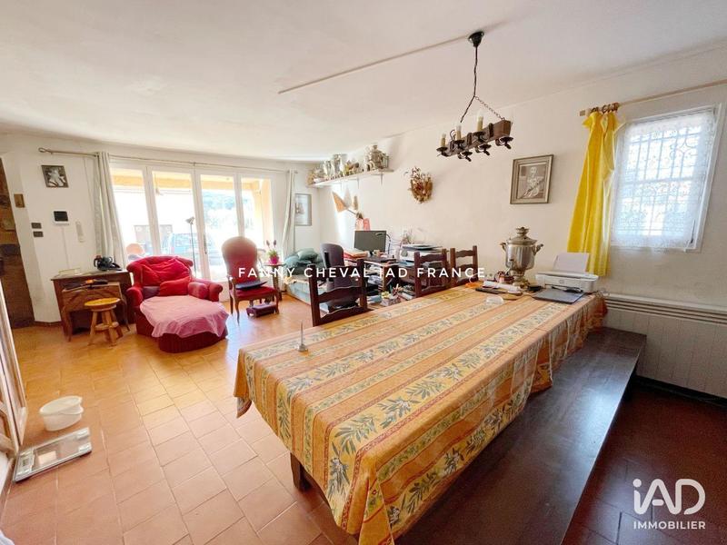 Maison - 190 m² - 7 pièces