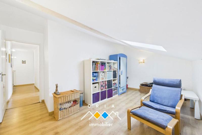 Maison - 174 m² - 7 pièces