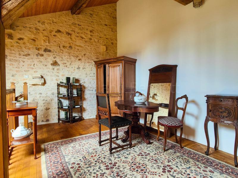 Maison en pierre - 126 m² - 4 pièces