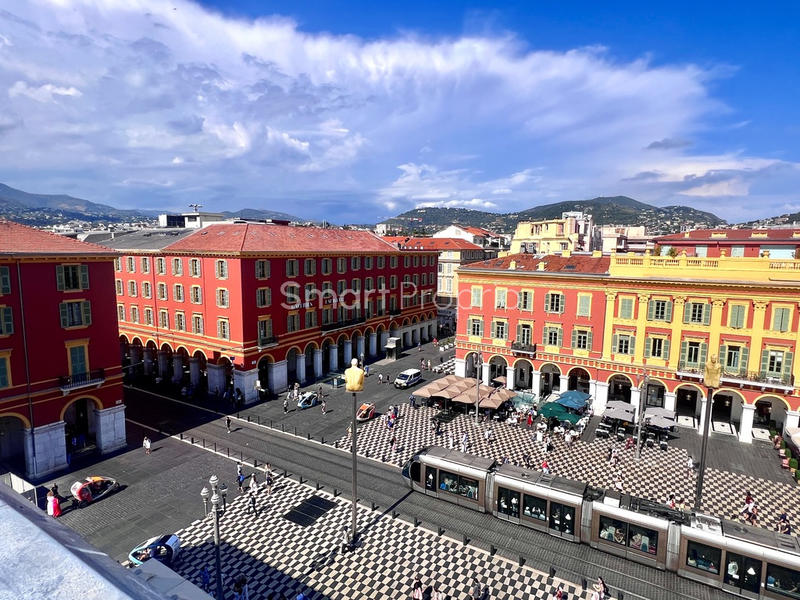 Appartement - 137 m² - 4 pièces