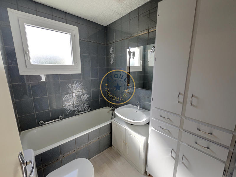 Maison - 94 m² - 5 pièces