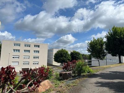 Appartement ancien - 73 m² - 3 pièces