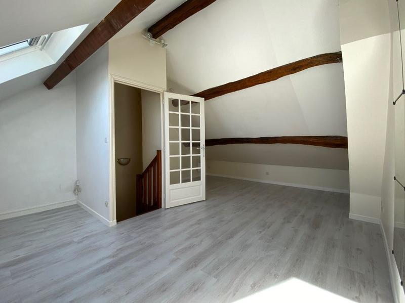 Maison - 96 m² - 5 pièces