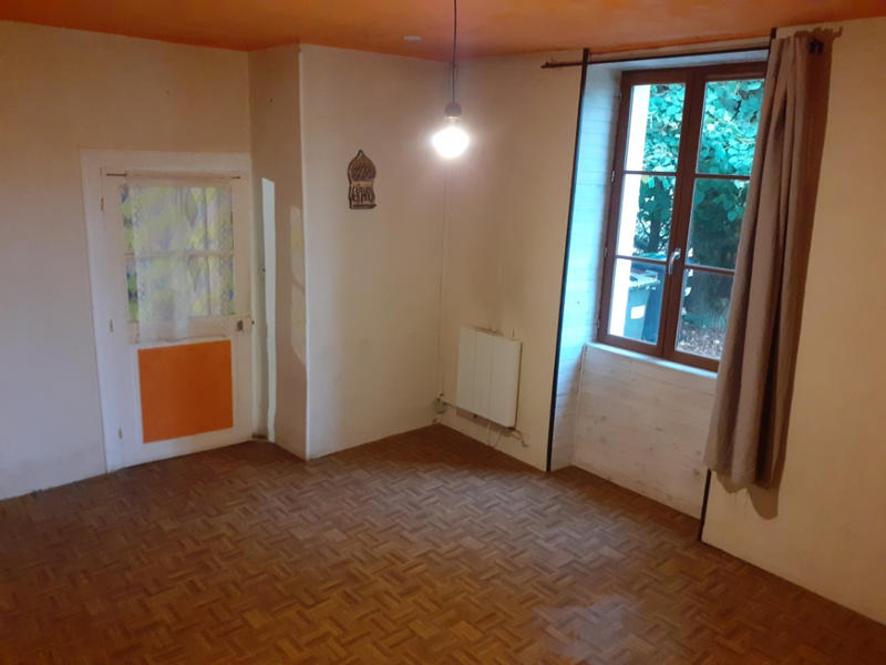 Maison - 99 m² - 4 pièces