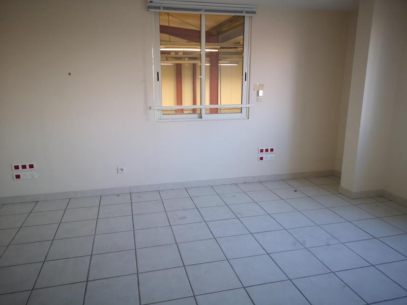 Local commercial - 389 m²