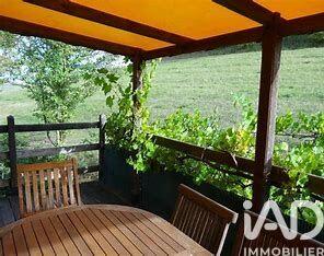 Maison - 280 m² - 11 pièces