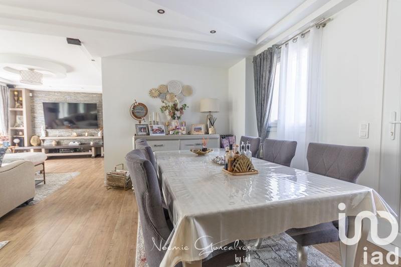 Maison de village - 200 m² - 9 pièces