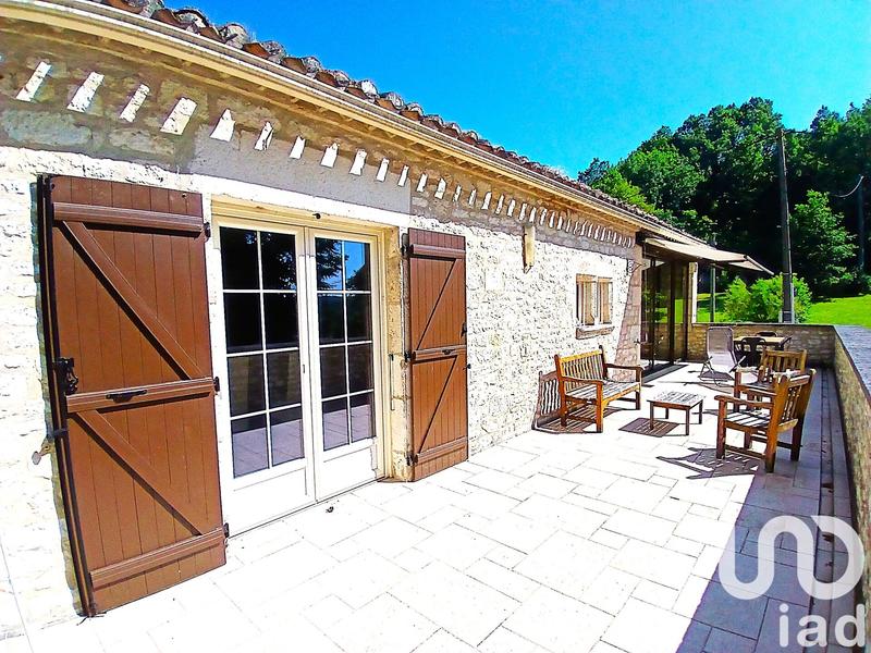 Maison - 165 m² - 7 pièces