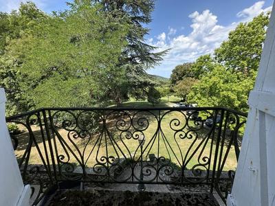 Maison de maîtres - 415 m² - 10 pièces