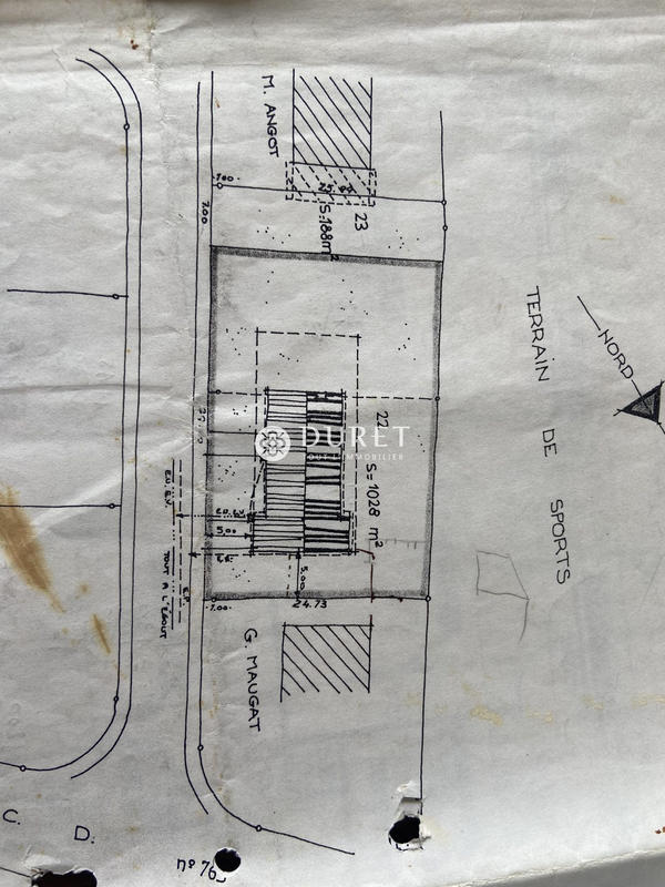 Maison - 143 m² - 8 pièces