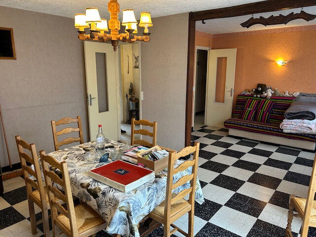 Maison - 81 m² - 5 pièces