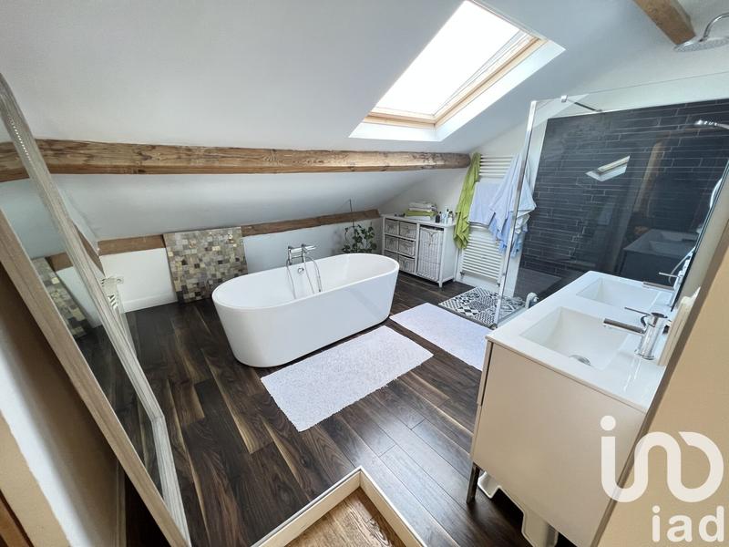 Appartement - 156 m² - 7 pièces