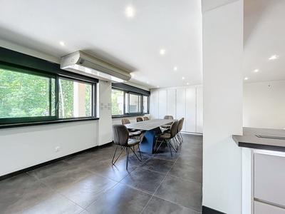 Appartement - 170 m² - 6 pièces