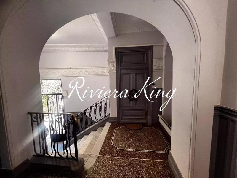 Appartement bourgeois - 134 m² - 4 pièces