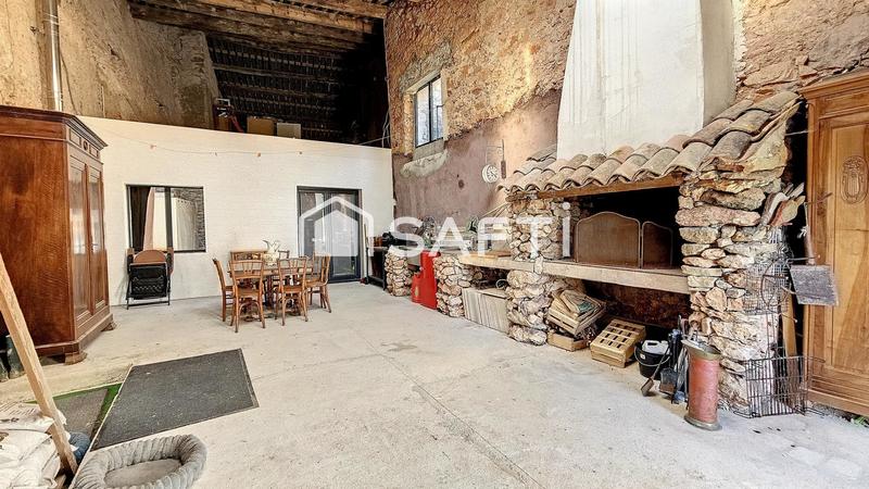 Villa - 335 m² - 9 pièces