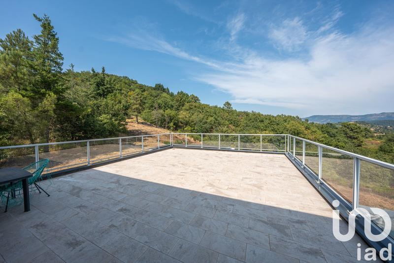 Maison - 150 m² - 4 pièces