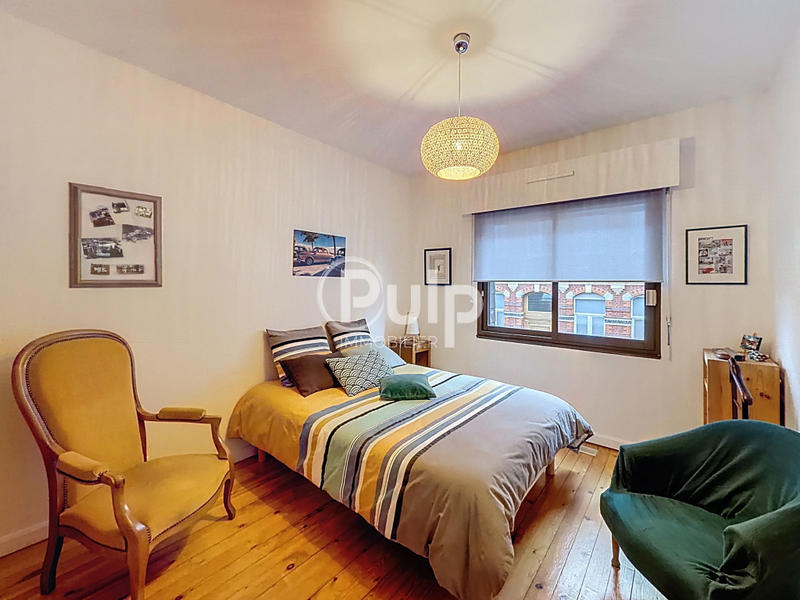 Maison - 200 m² - 6 pièces