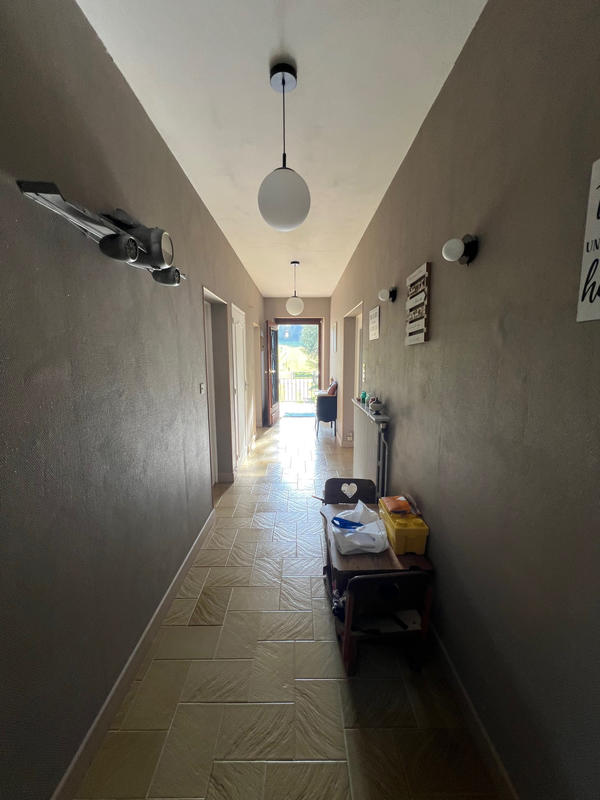 Maison - 105 m² - 6 pièces