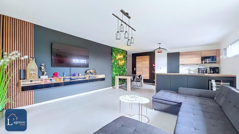 Appartement - 101 m² - 4 pièces